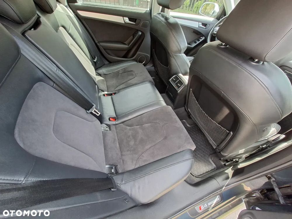 Audi S4 Limousine - 13