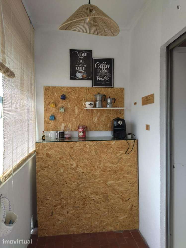 Quarto - localizado em Baixa de Santa Clara Coimbra - Grande imagem: 5/12
