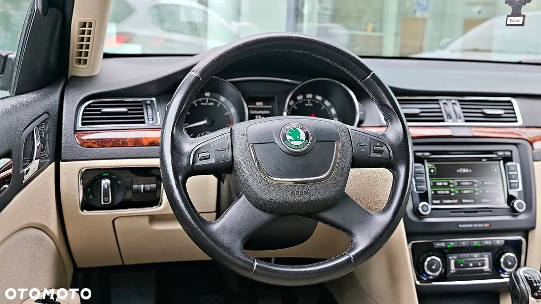 Skoda Superb 1.8 TSI 4x4 Platinum - 37