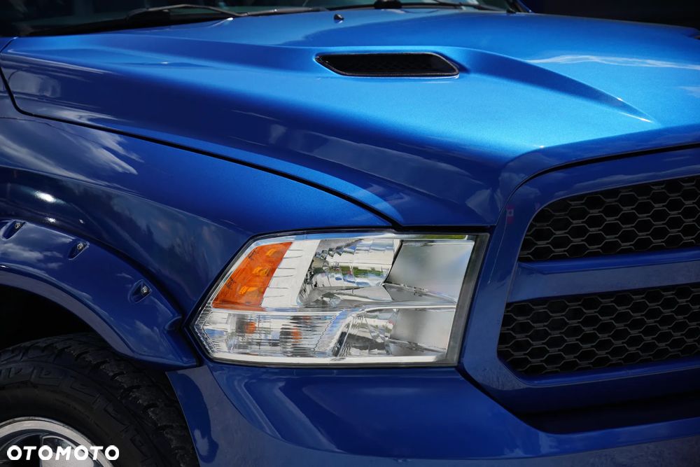 Dodge RAM - 6