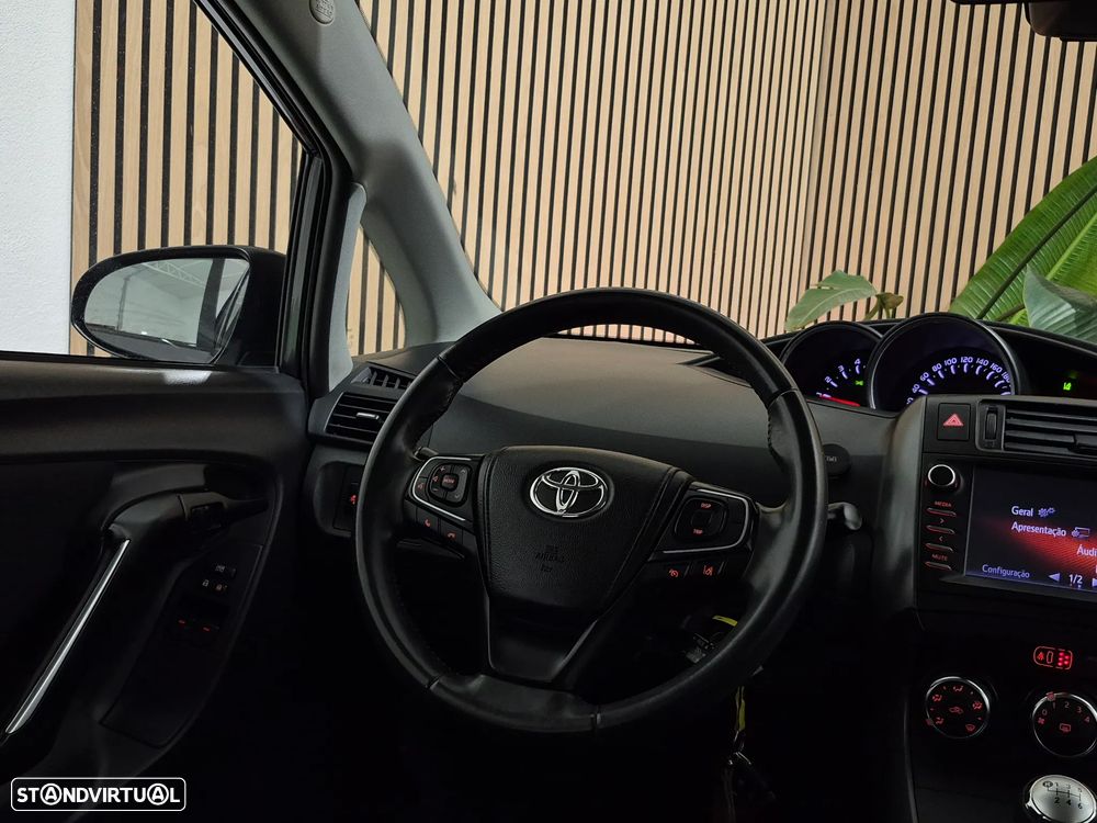 Toyota Verso 1.6 D-4D Comfort - 28