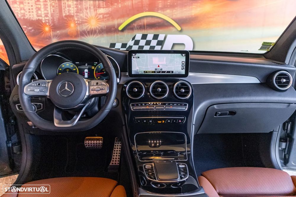 Mercedes-Benz GLC 300 d 4Matic 9G-TRONIC AMG Line - 14