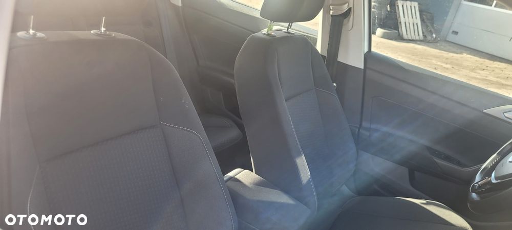 Volkswagen Polo 1.6 TDI Comfortline - 36