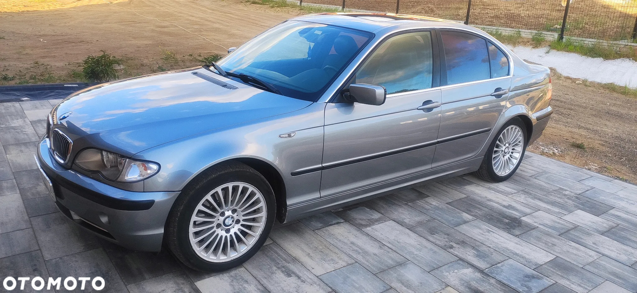 BMW Seria 3 330xi - 2