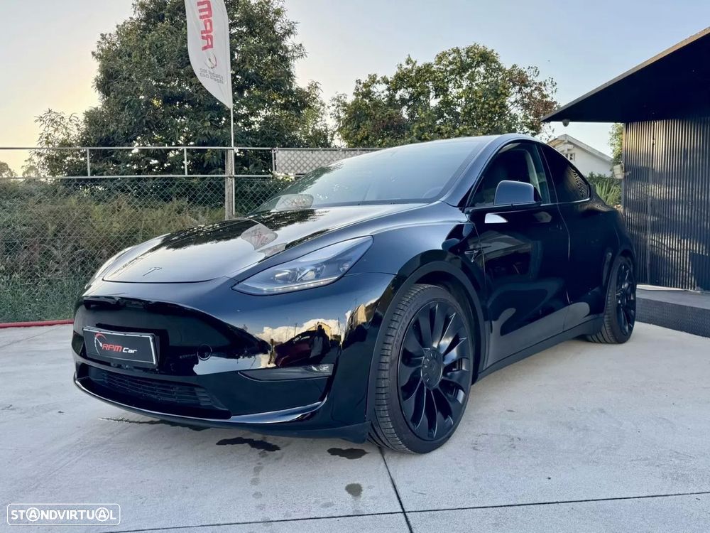 Tesla Model Y Performance Dual Motor AWD - 1