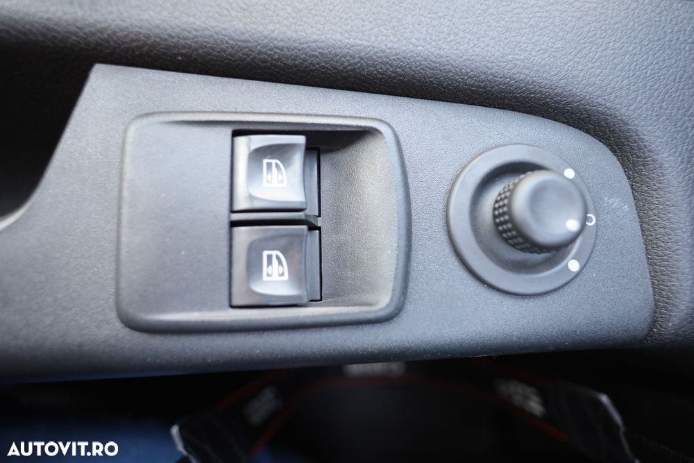 Renault Trafic L2H2 - 19