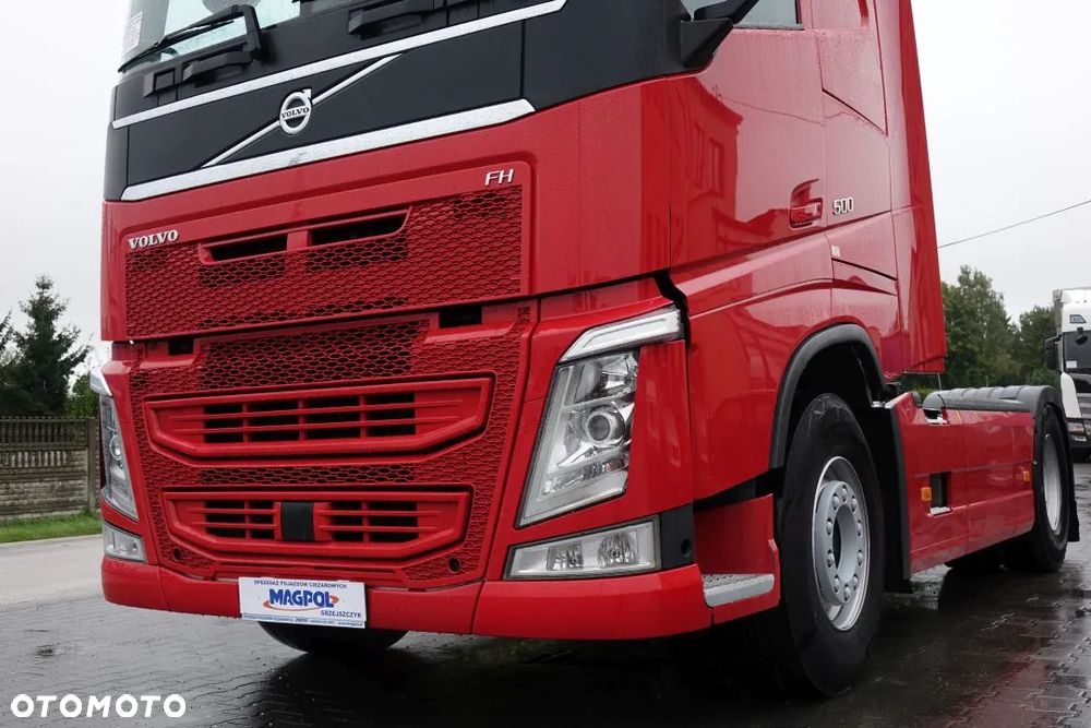 Volvo FH 500 GLOBETROTTER XL / STANDARD/ AUTOMAT / EURO 6 / KLIMATYZACJA POSTOJOWA/ 2 ZBIORNIKI PALIWA - 11