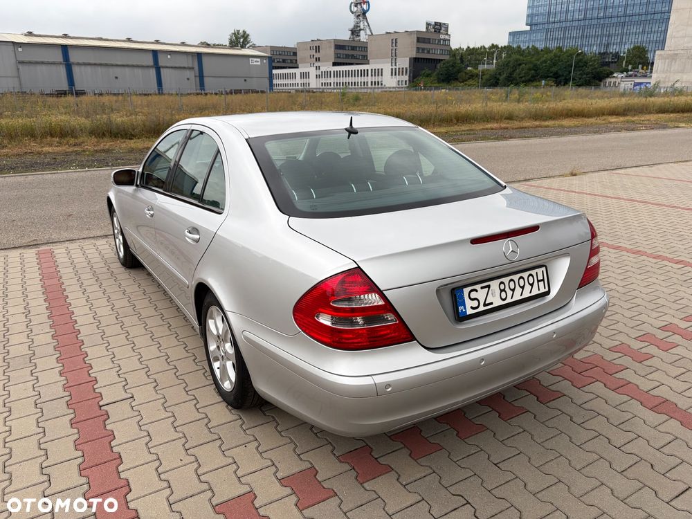 Mercedes-Benz Klasa E 200 CDI Classic - 20