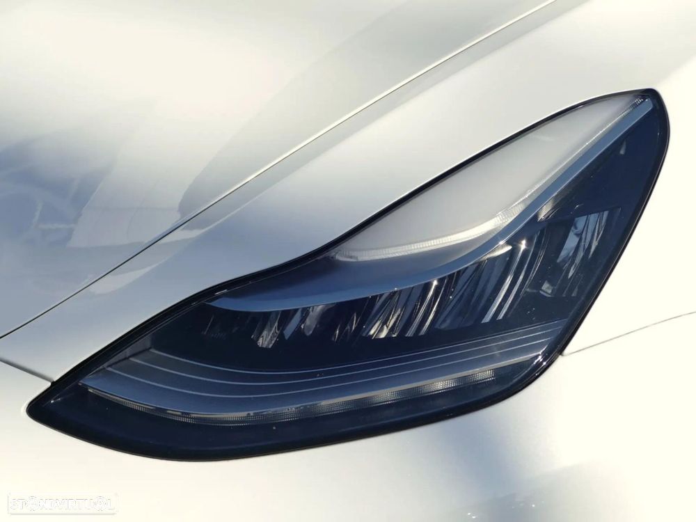 Tesla Model 3 Standard Range Plus RWD - 11