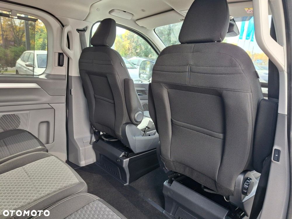 Volkswagen Caravelle - 37
