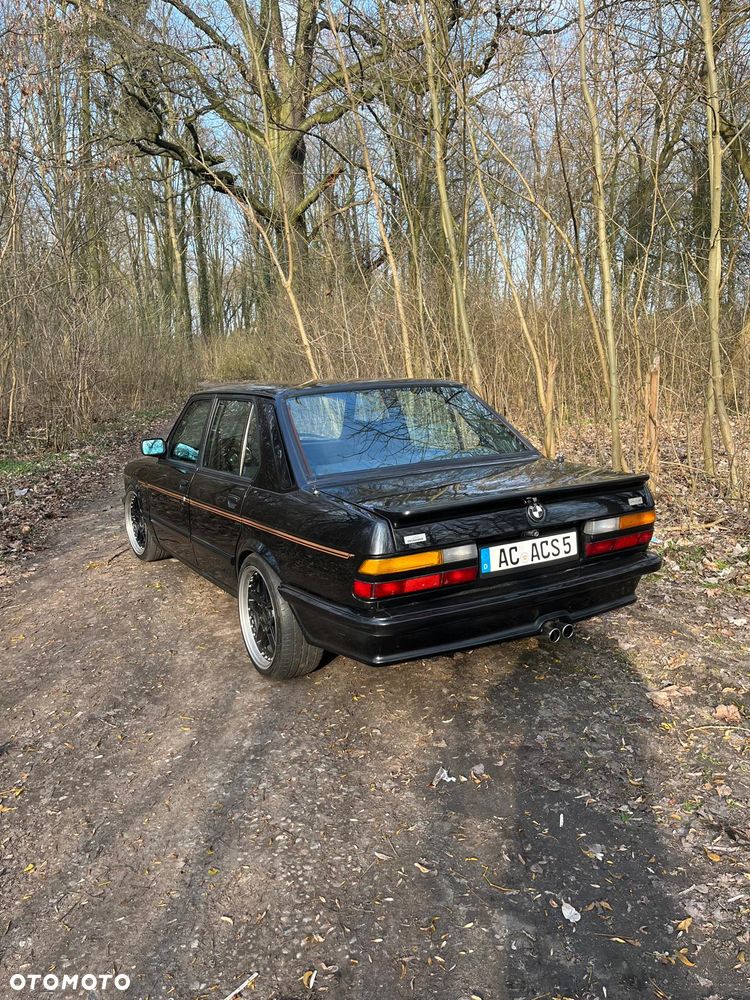 BMW Seria 5 535 i - 11
