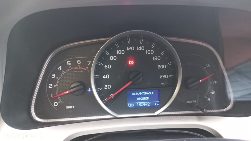 Toyota RAV4 2.2 D-4D Premium - 15