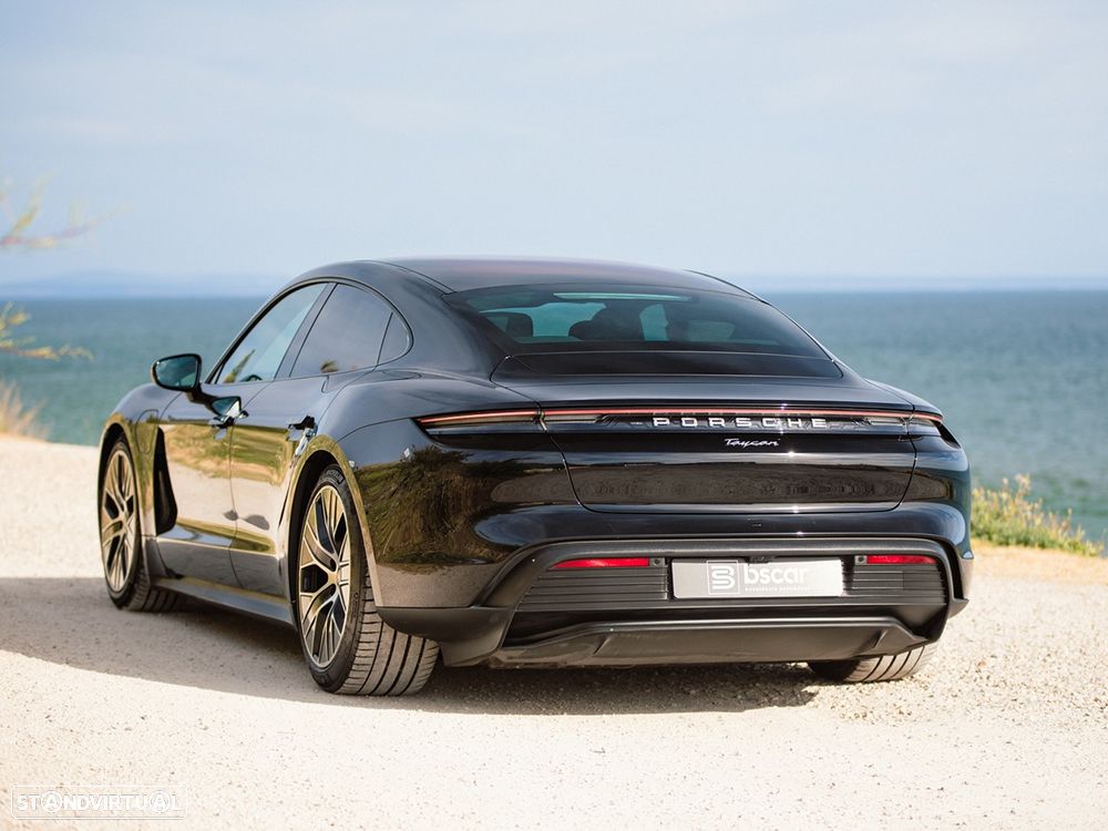 Porsche Taycan Bateria Performance Plus - 17