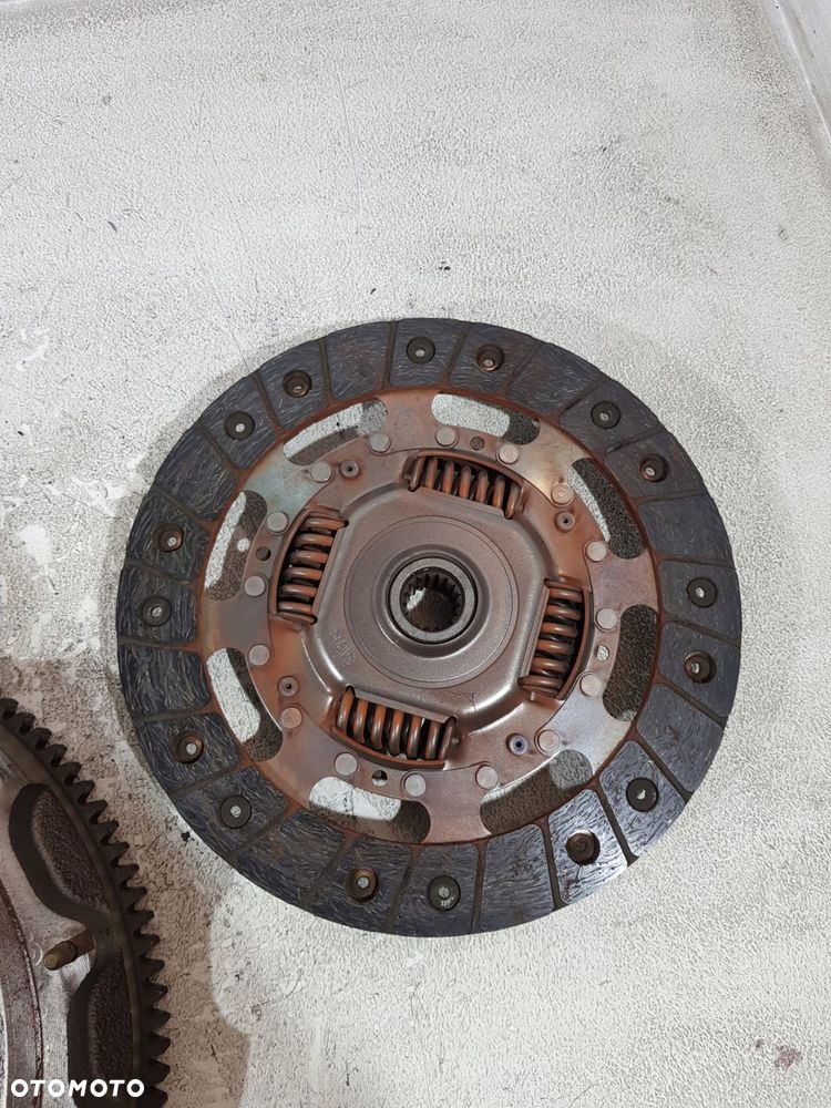 sprzęgło koło sztywne ca6g-6375-cc ford fiesta mk7 1.1b xyje - 8