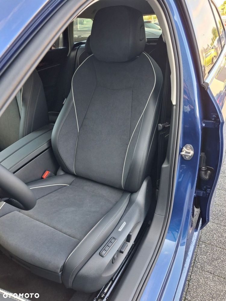 Volkswagen Passat - 13