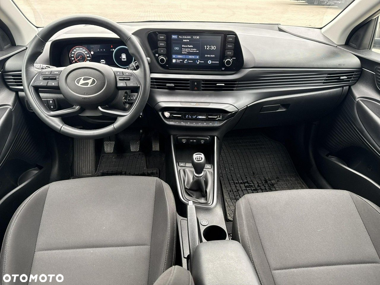 Hyundai i20 1.2 Modern - 22