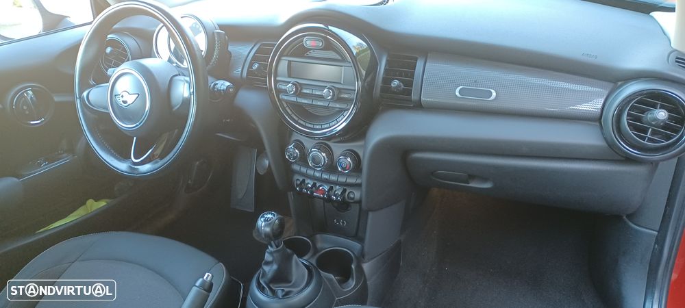 MINI 3 Portas Cooper D - 5