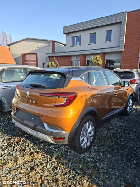 Renault Captur TCe 90 INTENS - 23