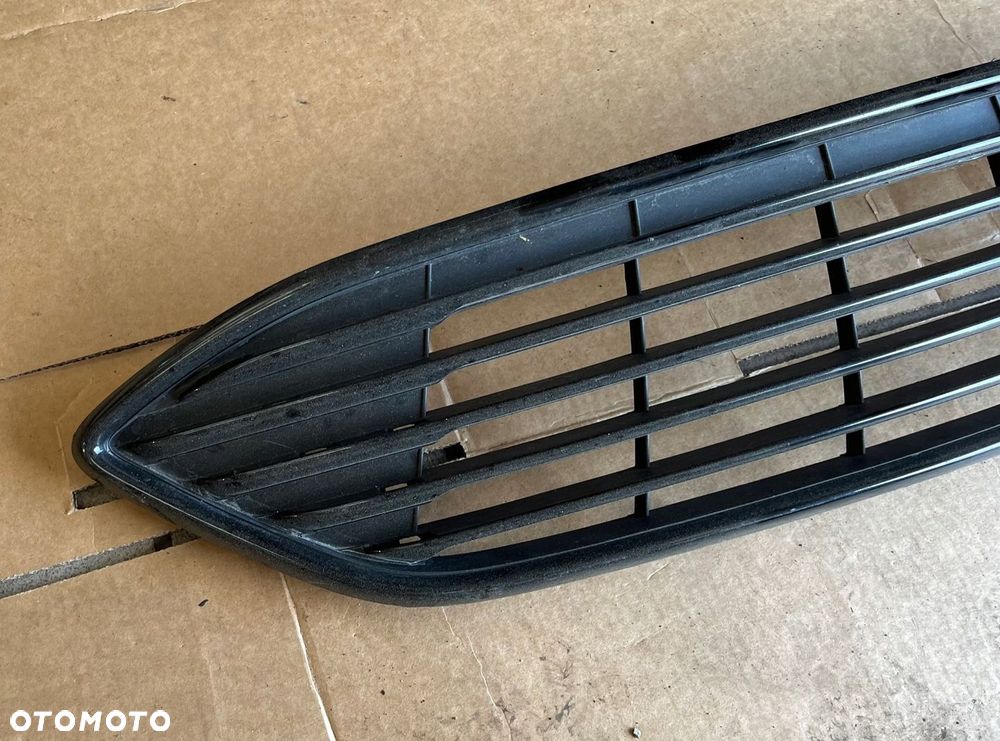 Atrapa grill Ford Focus MK3 Lift 2014- F1EB-8C436-A - 2