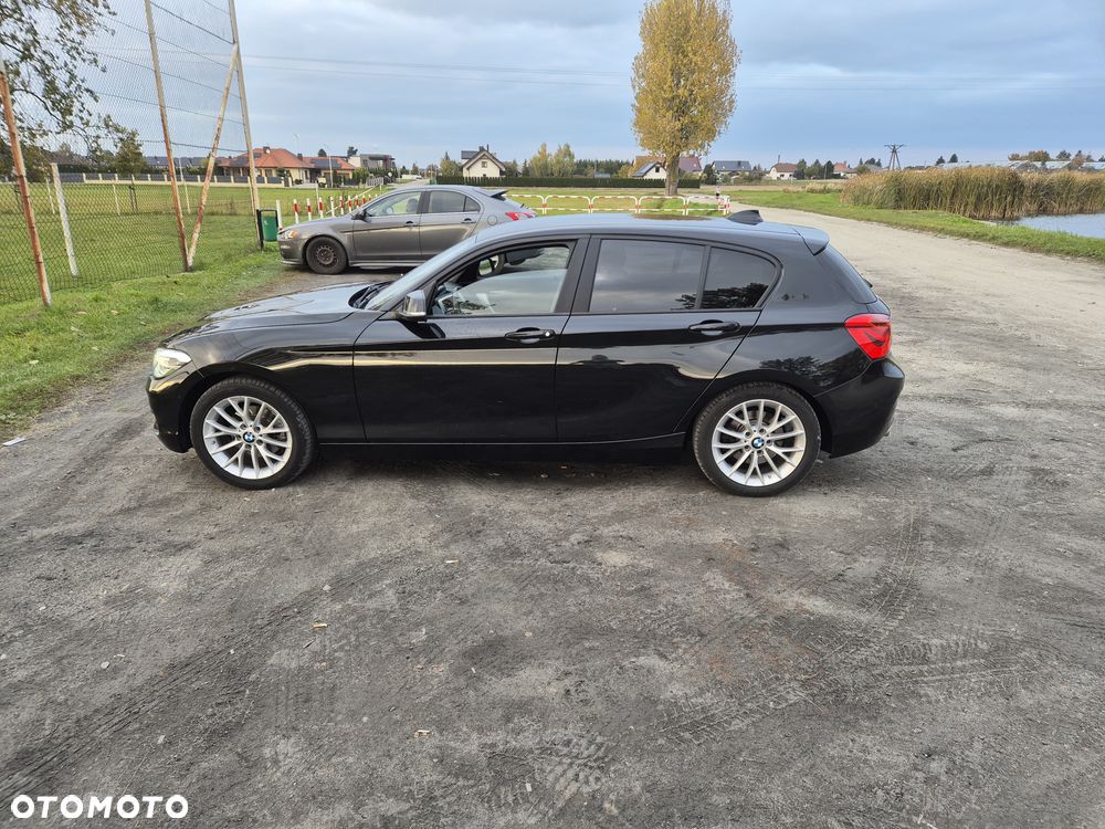 BMW Seria 1 120i GPF Urban Line - 8
