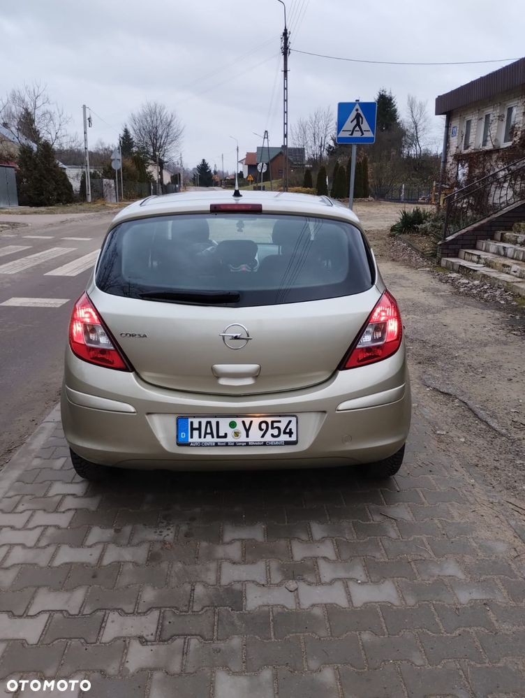 Opel Corsa 1.2 16V Innovation - 5