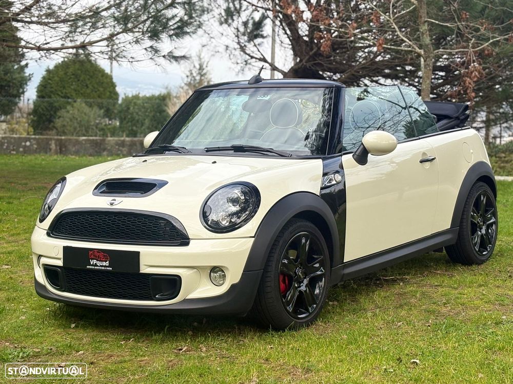 MINI Cabrio Cooper SD - 2