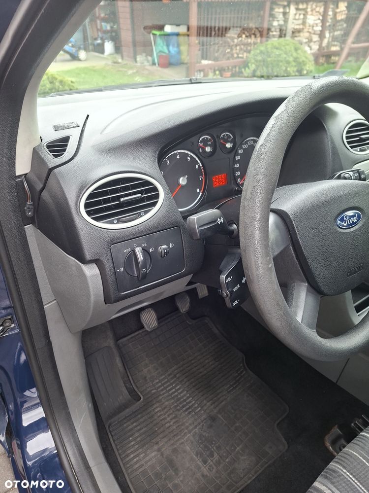 Ford Focus 1.6 Amber X - 18