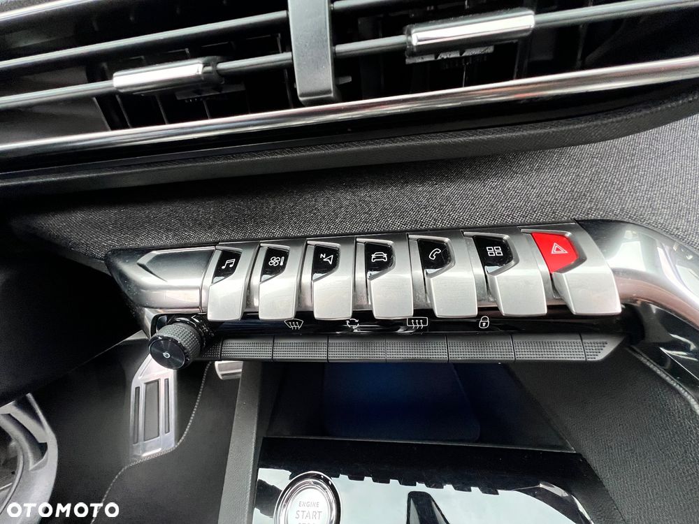 Peugeot 5008 BlueHDi 130 EAT8 GT - 29