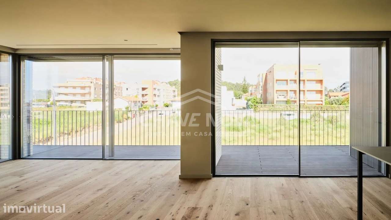 T3 Duplex Novo com Garagem Box | São Félix da Marinha - Grande imagem: 4/44