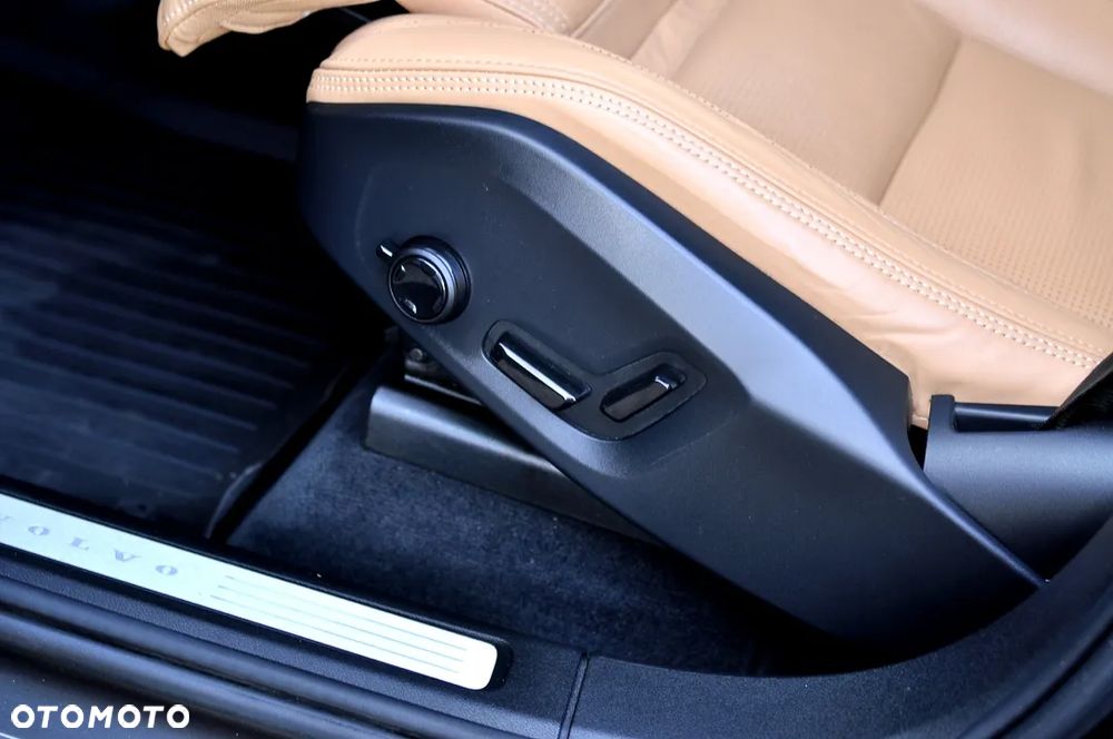 Volvo XC 60 B4 D Geartronic Inscription - 15