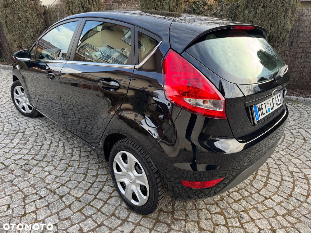 Ford Fiesta 1.25 Champions Edition - 6