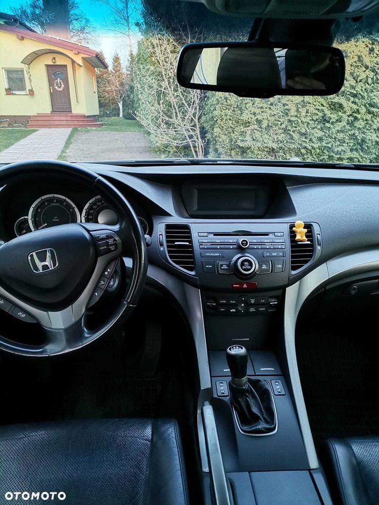 Honda Accord - 2