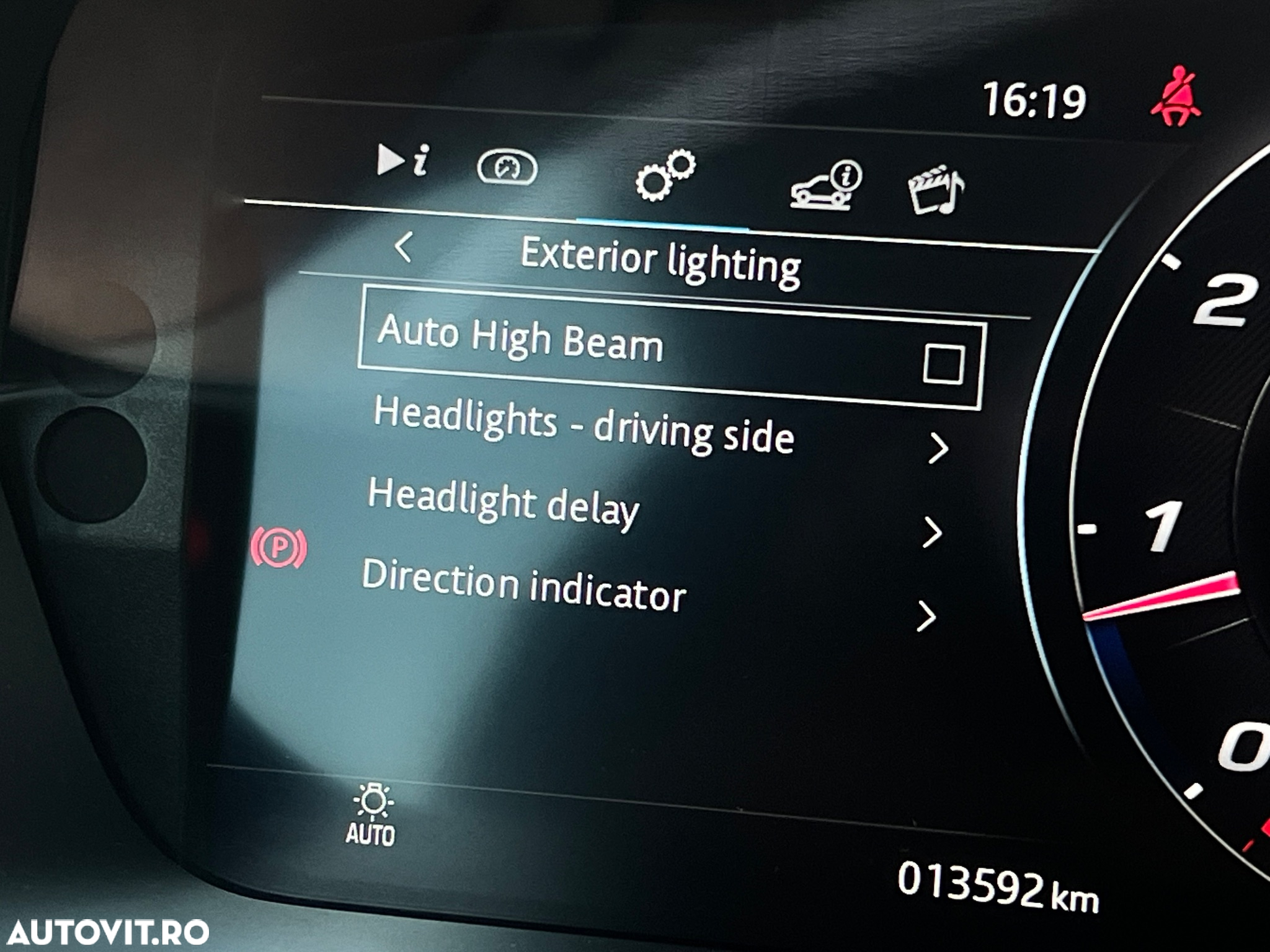 Jaguar F-Type Coupe P300 Aut. R-Dynamic - 40