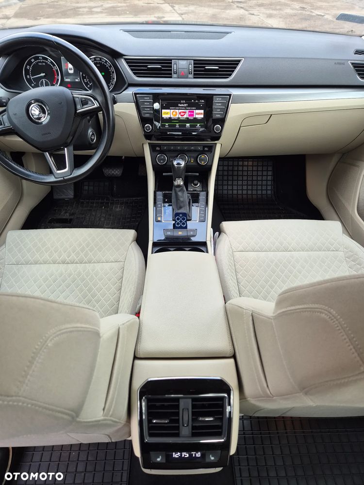 Skoda Superb 2016 photo 5