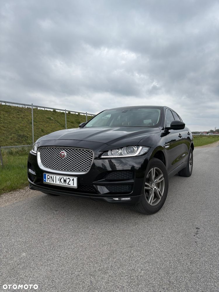 Jaguar F-Pace - 1