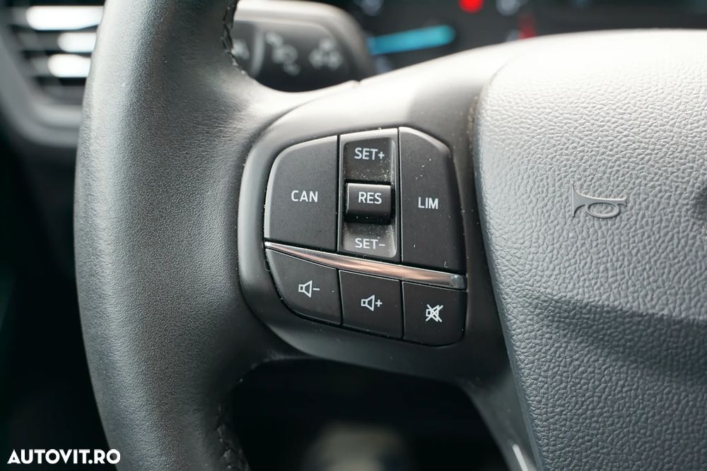 Ford Focus - 18