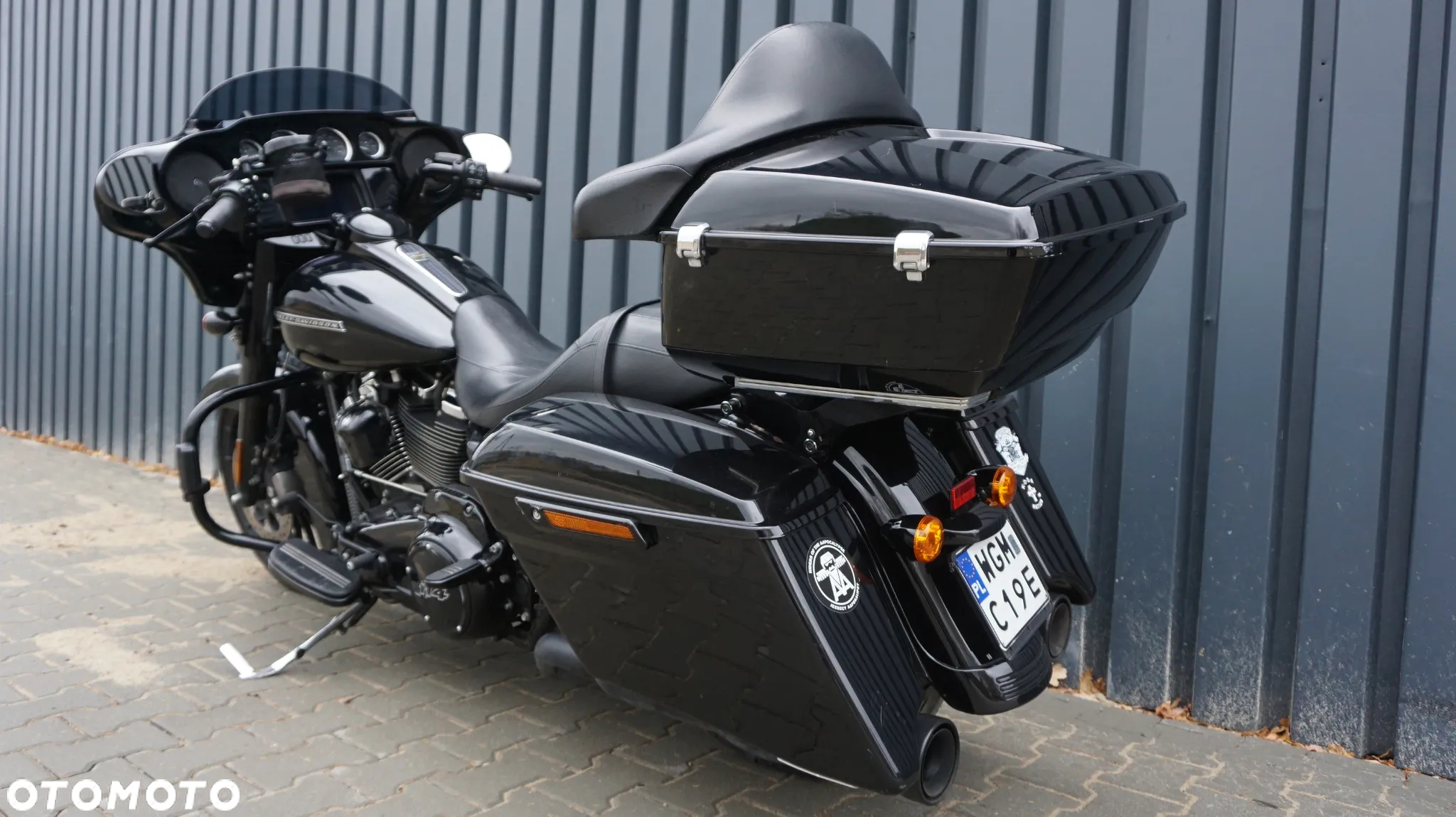 Harley-Davidson Touring Street Glide - 8
