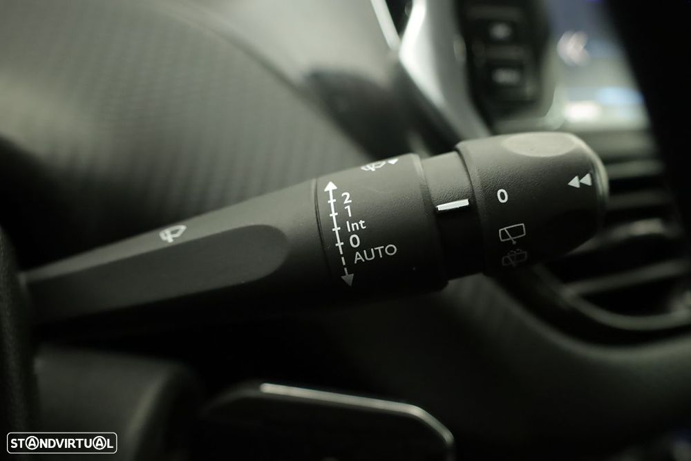 Peugeot 2008 1.2 PureTech Active - 18
