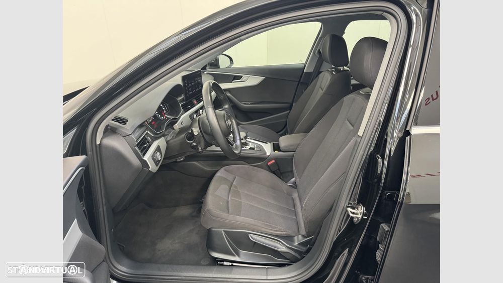 Audi A4 Avant 30 TDI Advanced S tronic - 8