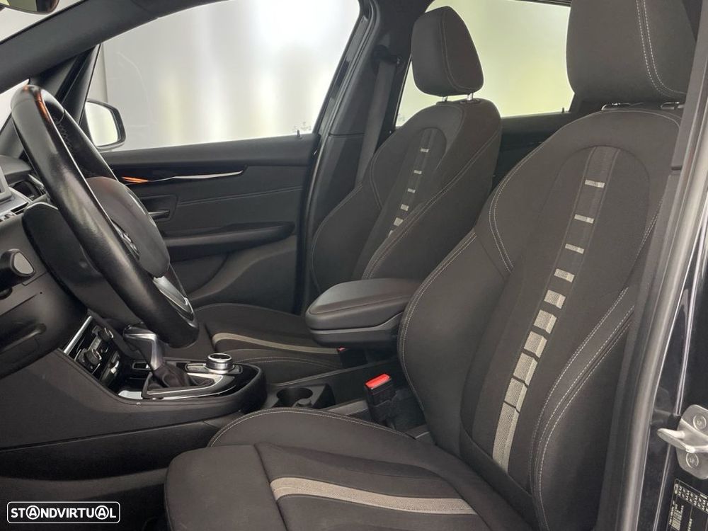 BMW 216 Active Tourer d Auto - 19