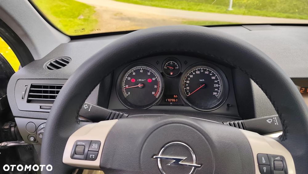 Opel Astra 1.6 Active - 15