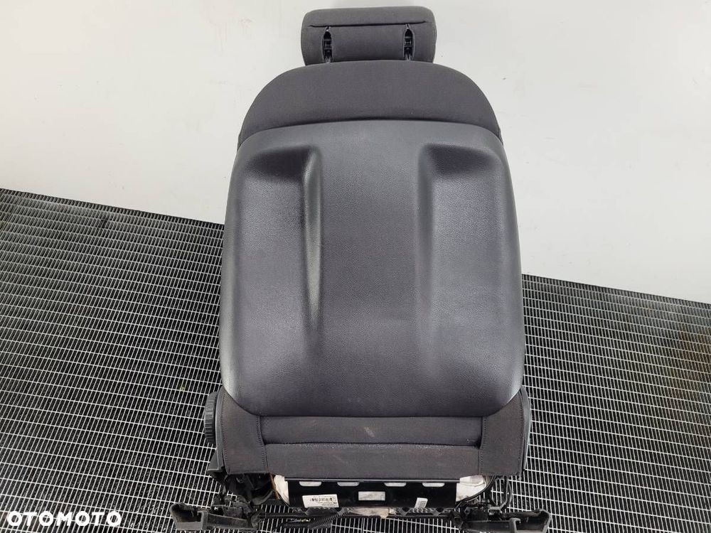 FOTEL LEWY AUDI A3 8P 5D SPORTBACK EUROPA - 8