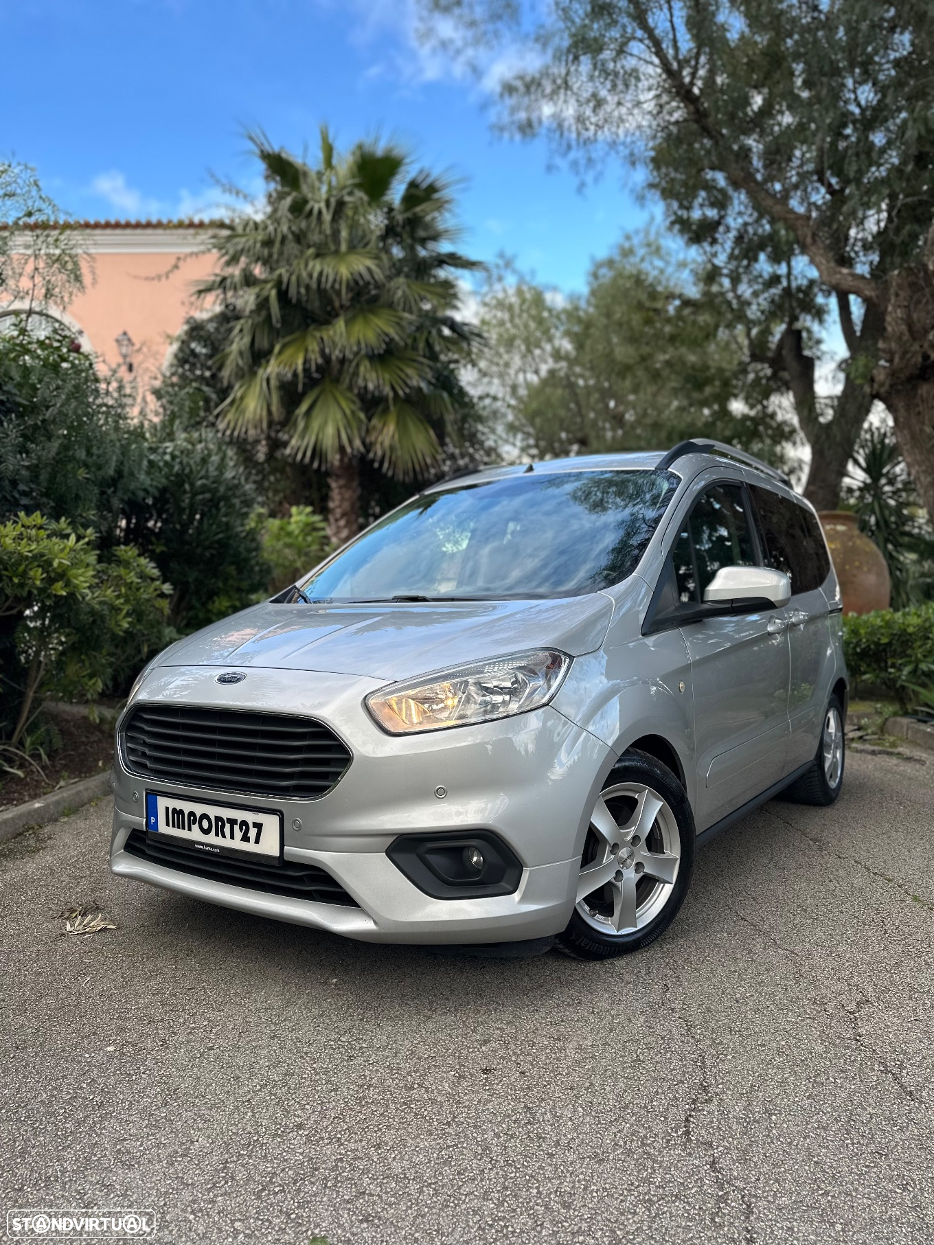 Ford Tourneo Courier 1.5 TDCi Titanium - 21