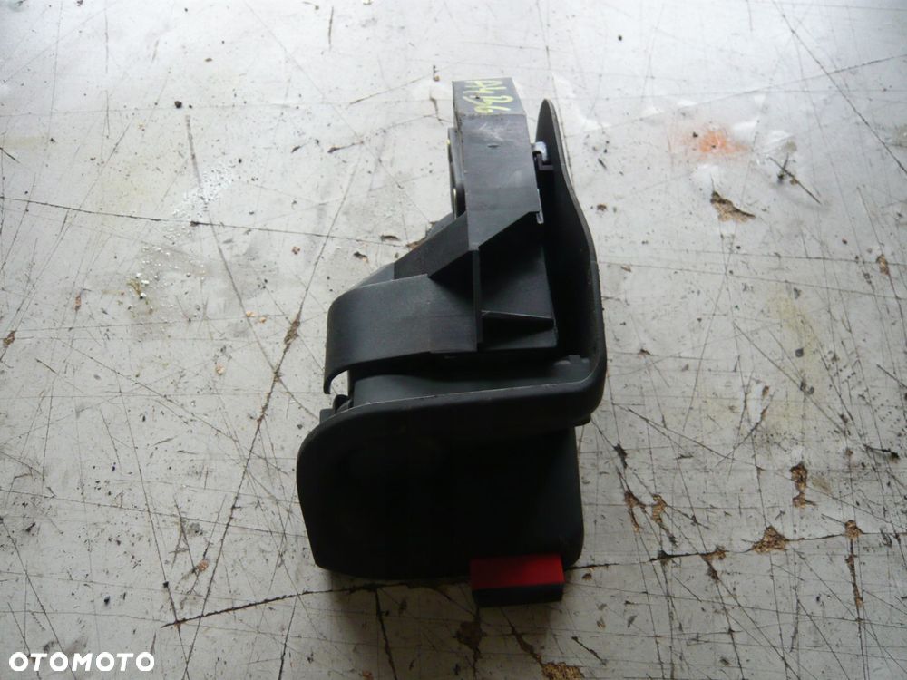 zamek kanapy audi a4 b6 - 1