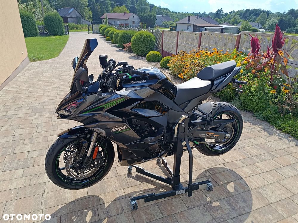 Kawasaki Ninja 1000 SX - 1