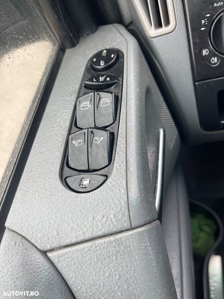 Mercedes-Benz Viano 3.0 CDI kompakt Automatik Fun DPF - 34