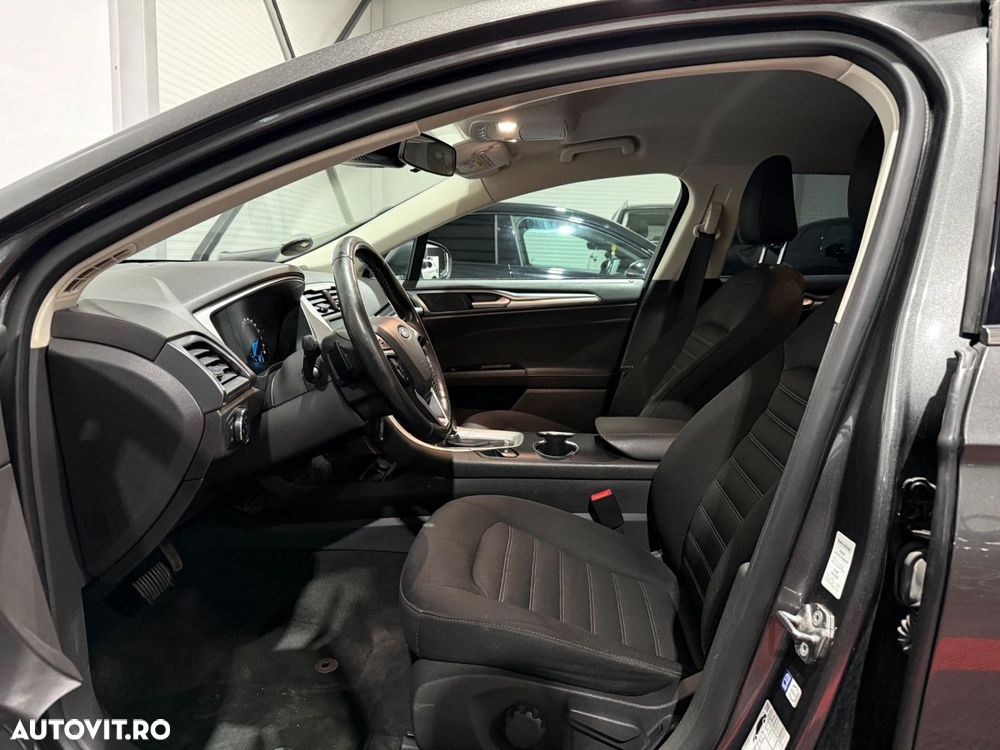 Ford Mondeo 2.0 TDCI PowerShift Business Class - 7