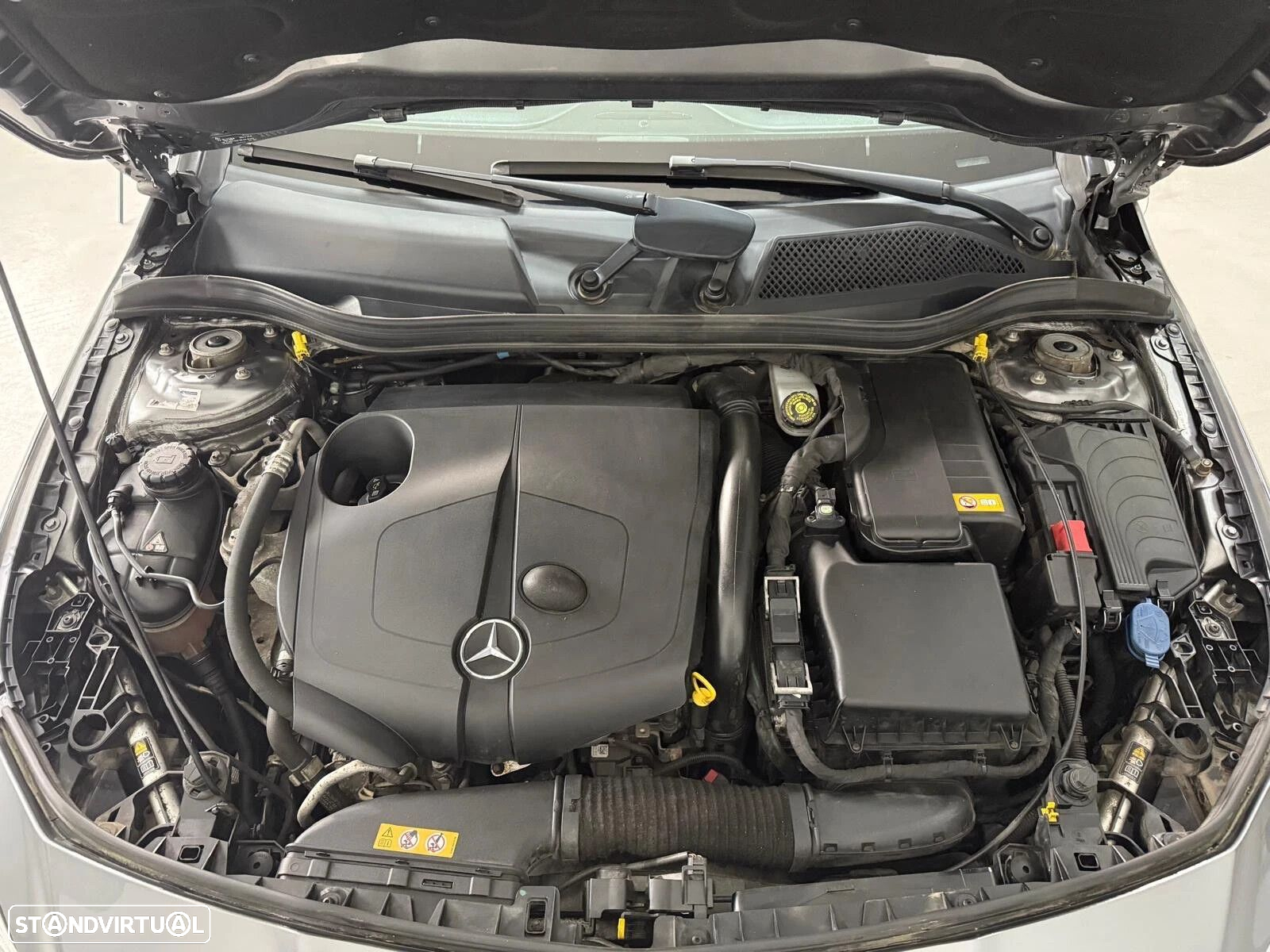 Mercedes-Benz CLA 220 d Shooting Brake Urban Aut. - 17