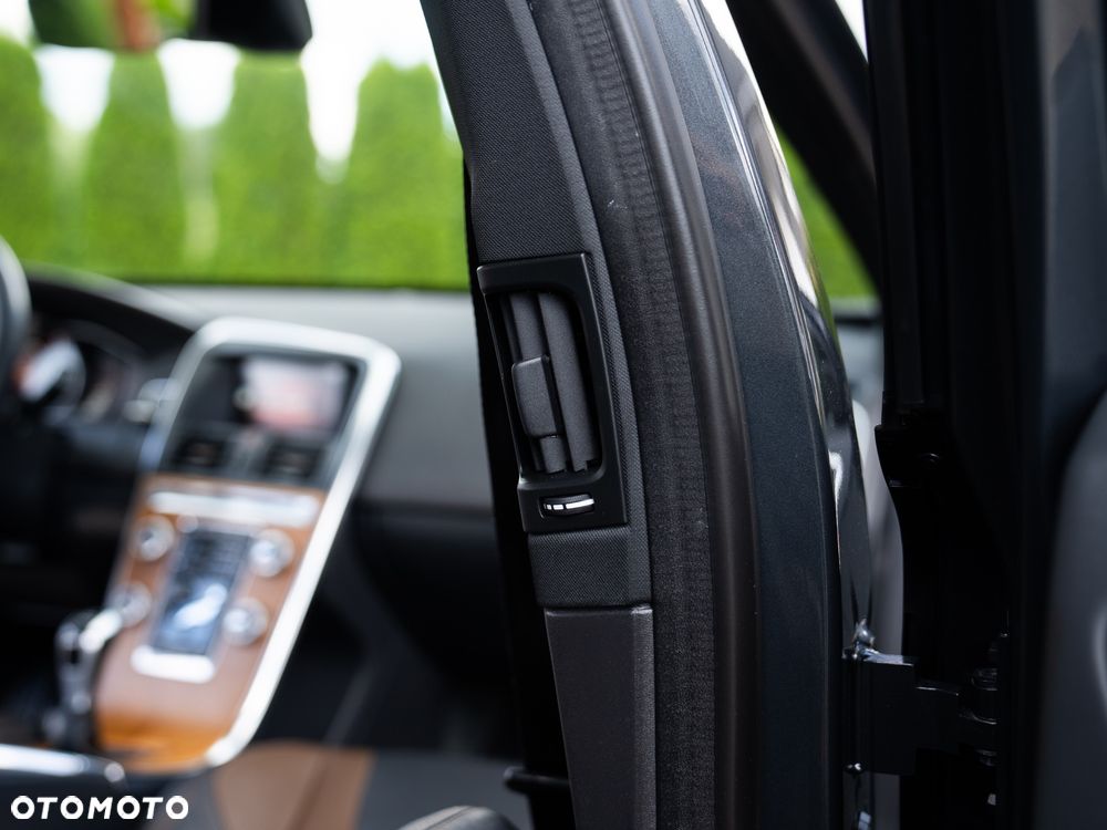 Volvo XC 60 - 26