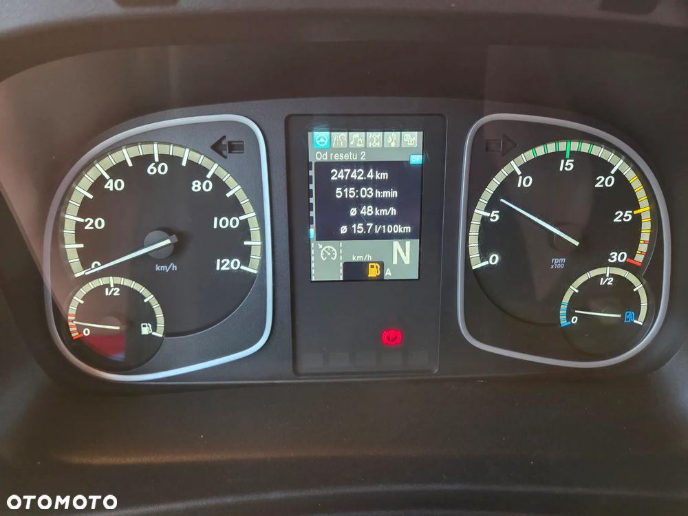 Mercedes-Benz Atego 818 - 40